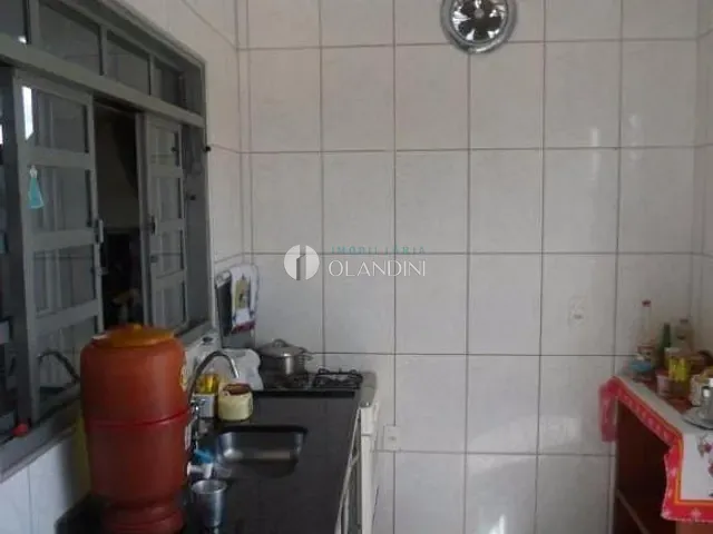 Sobrado com 296m² 2 quartos e 3 banheiros, à venda, no bairro Parque Residencial Nosso Chão em Artur Nogueira