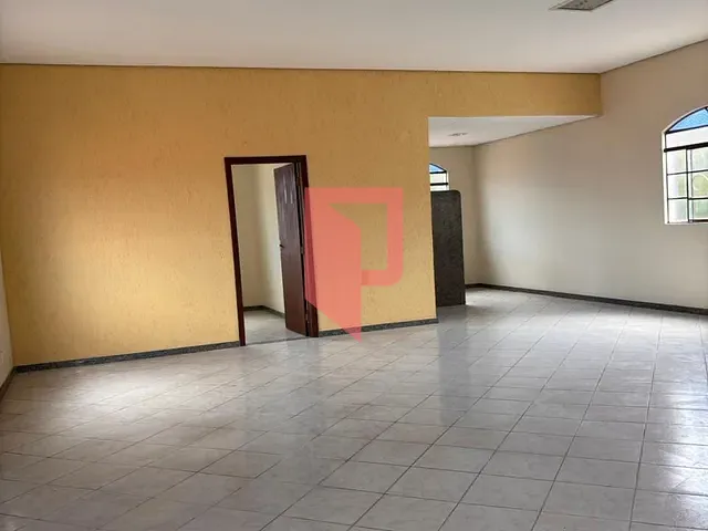 Sobrado para alugar, no bairro Padre Eustáquio em Belo Horizonte
