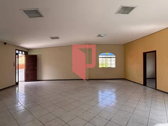Sobrado para alugar, no bairro Padre Eustáquio em Belo Horizonte
