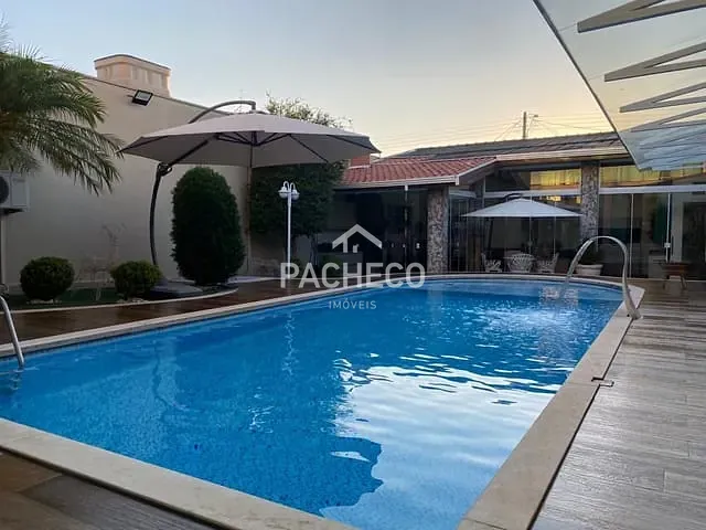 Sobrado com 300m² 2 quartos e 3 banheiros, à venda, no bairro Mollon em Santa Bárbara d'Oeste
