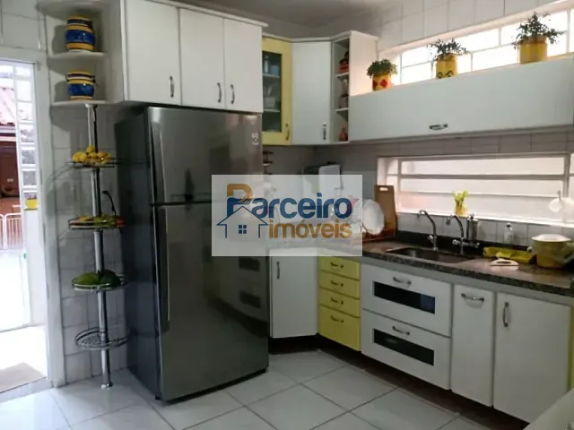 Sobrado com 150m² 3 quartos e 2 banheiros, à venda, no bairro Parque Sevilha em São Paulo