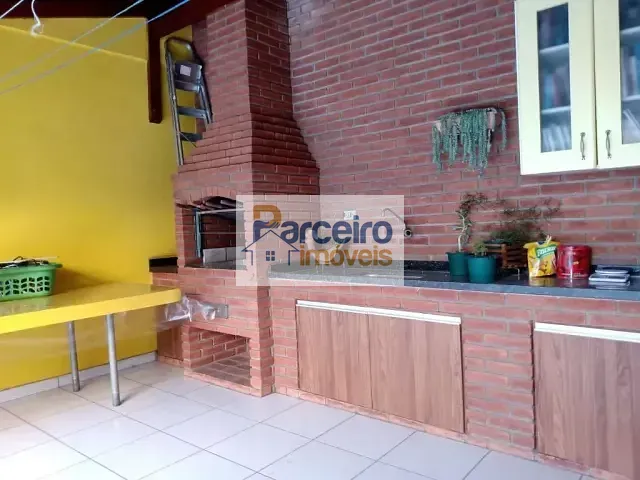 Sobrado com 150m² 3 quartos e 2 banheiros, à venda, no bairro Parque Sevilha em São Paulo