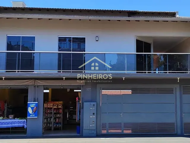 Sobrado 5 quartos e 4 banheiros, à venda, no bairro Parque Residencial Ana Rosa em Cambé