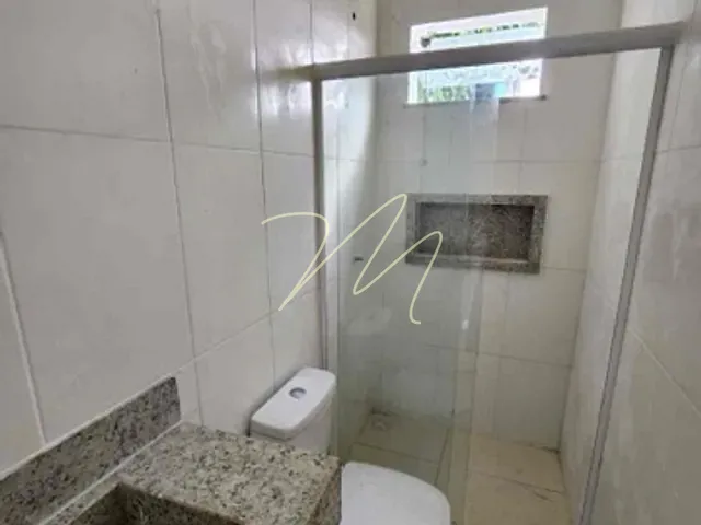 Sobrado 2 quartos e 1 banheiro, à venda ou para alugar, no bairro Nossa Senhora da Vitória em Ilhéus