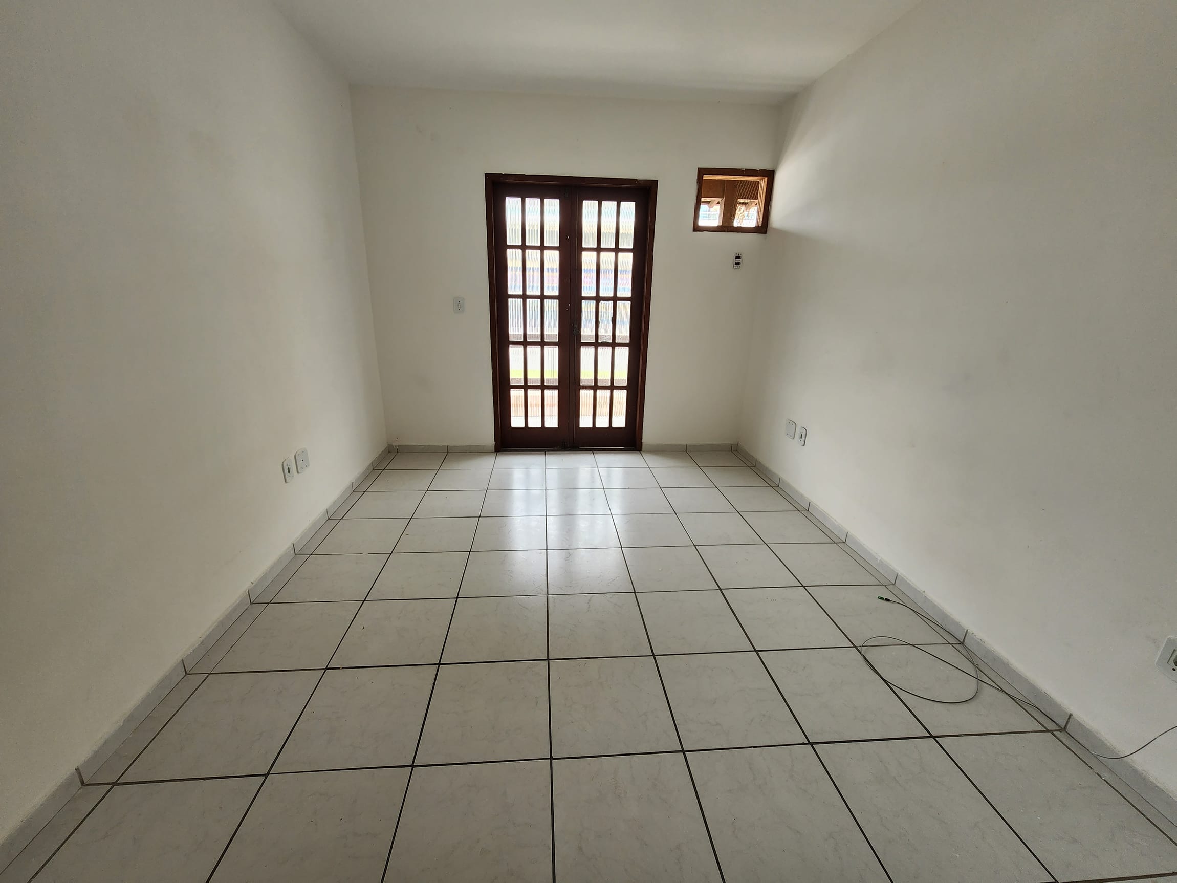 Casa para alugar com 2 quartos, 70m² - Foto 7