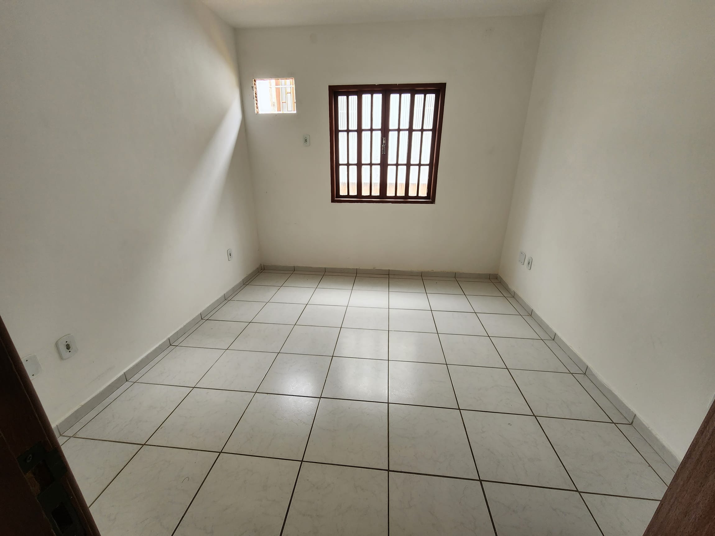 Casa para alugar com 2 quartos, 70m² - Foto 5