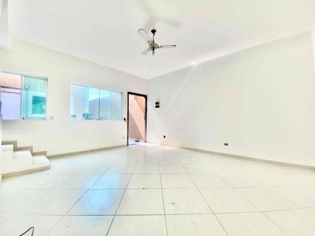Foto do Sobrado - Sobrado à Venda, Vila Áurea (Vicente de Carvalho), Guarujá, SP | QVISTA INTELIGENCIA IMOBILIARIA LTDA