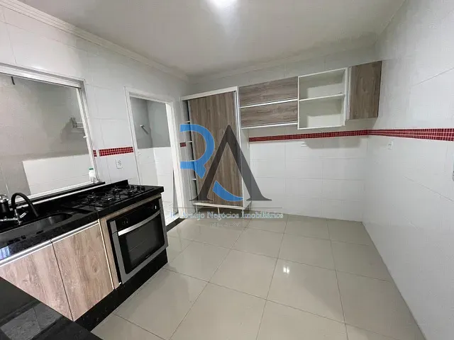 Sobrado 3 quartos e 4 banheiros, à venda, no bairro Vila Taquari em São Paulo