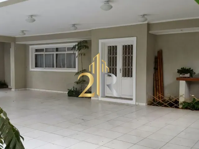 Sobrado com 540m² 4 quartos e 6 banheiros, à venda, no bairro Jardim Marajoara em São Paulo