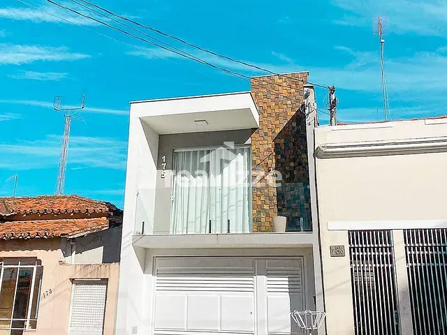 Sobrado com 225m² 3 quartos e 1 banheiro, à venda, no bairro Santa Cruz em Itapira