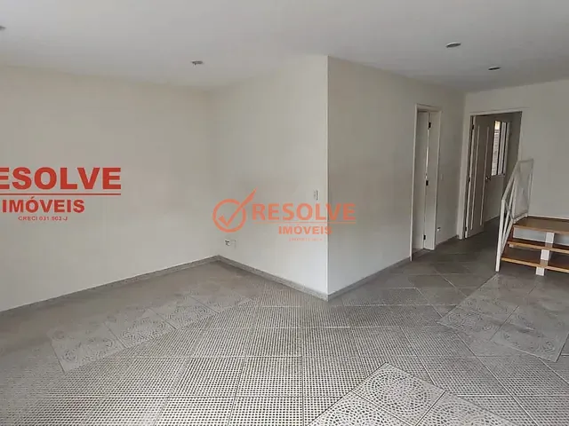 Sobrado com 110m² 4 quartos e 2 banheiros, à venda, no bairro ITAPEMA em Guararema