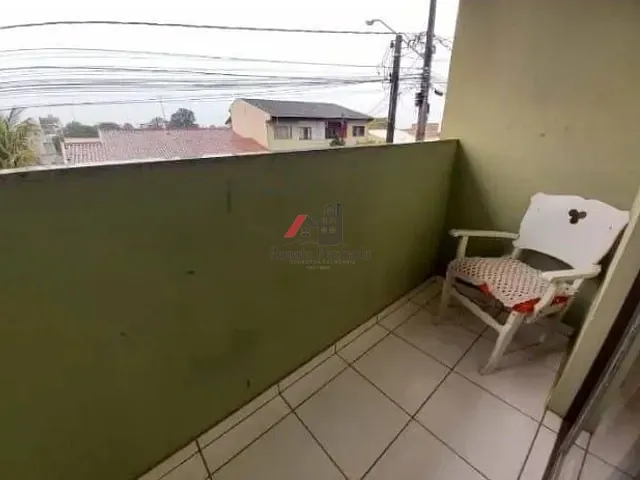 Sobrado com 128m² 3 quartos e 2 banheiros, à venda, no bairro Centro em Arapongas