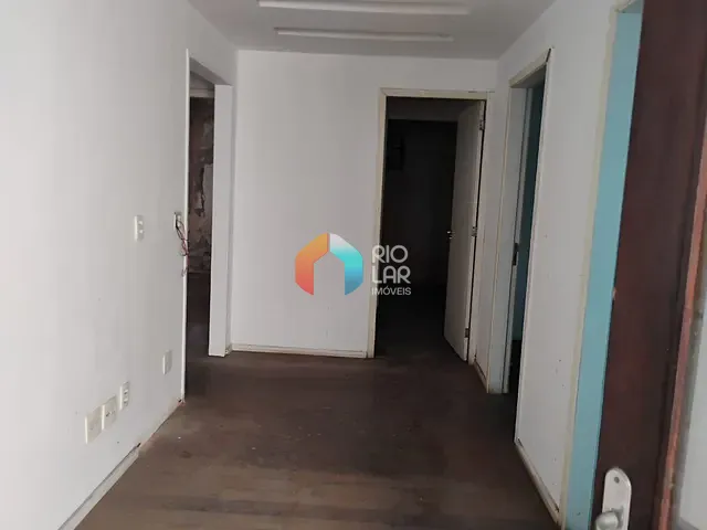 Sobrado com 286m², à venda, no bairro Humaitá em Rio de Janeiro
