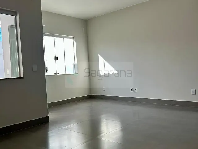 Sobrado com 150m² 3 quartos e 3 banheiros, à venda, no bairro São Vicente em Patrocínio