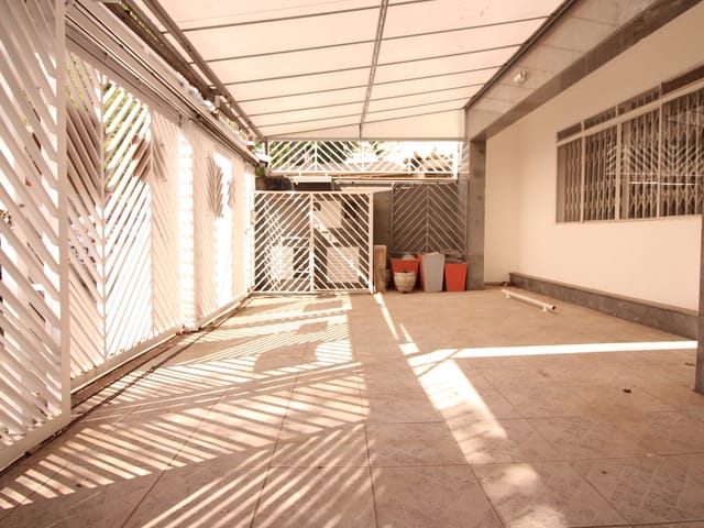 Sobrado com 203m² 5 quartos e 5 banheiros, para alugar, no bairro Moema em São Paulo