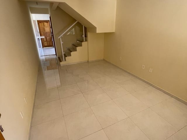 Casa com 110m² 2 quartos e 2 banheiros, à venda, no bairro Guaratiba em Rio de Janeiro