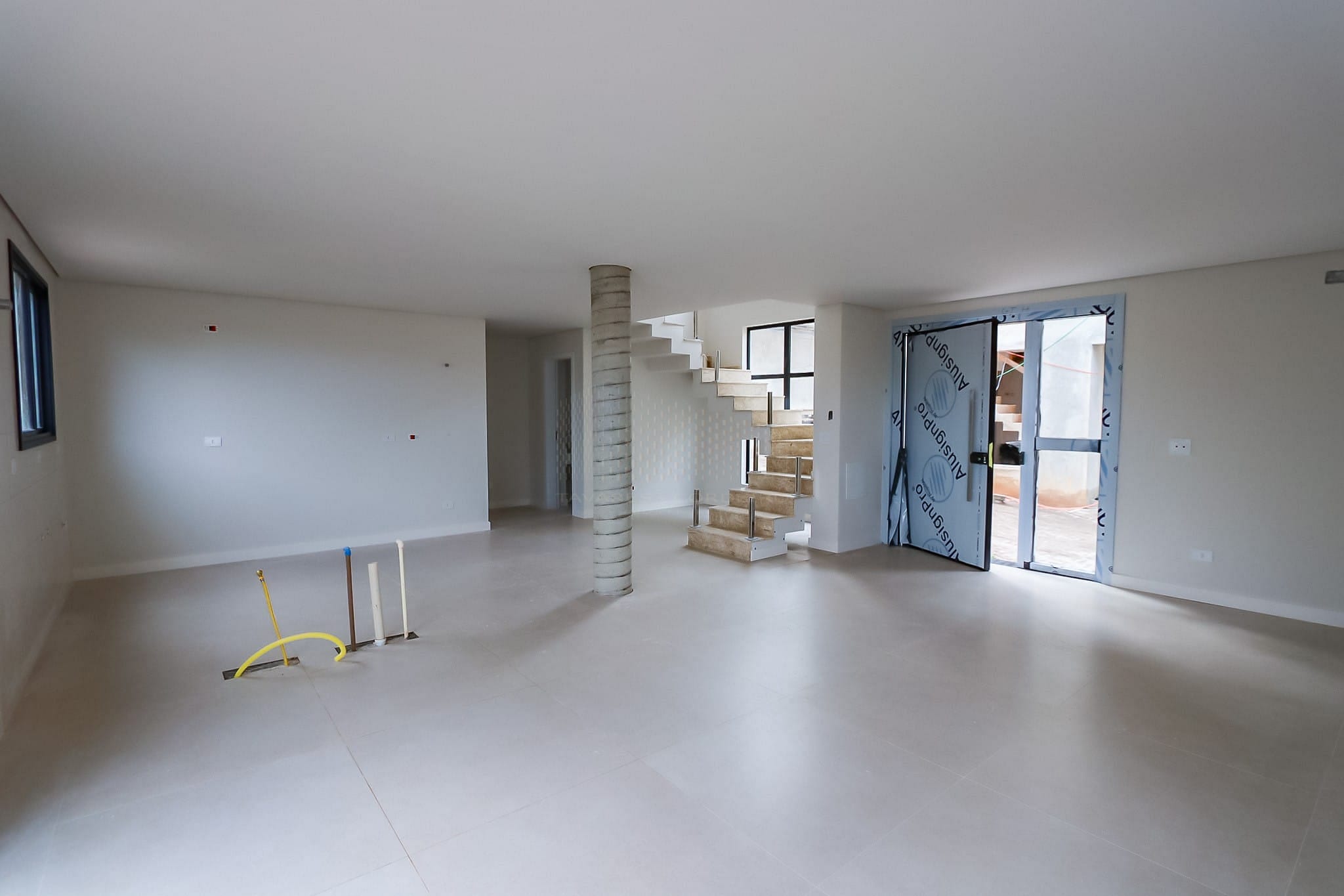 Sobrado à venda com 3 quartos, 174m² - Foto 2
