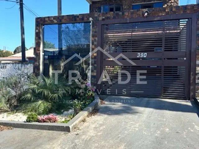 Sobrado com 180m² 3 quartos e 1 banheiro, à venda, no bairro Iguaçu em Araucária
