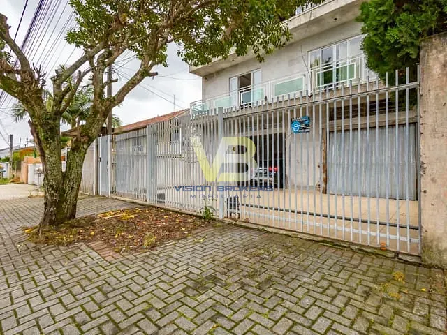 Sobrado com 546m² 4 quartos e 2 banheiros, à venda, no bairro Atuba em Pinhais
