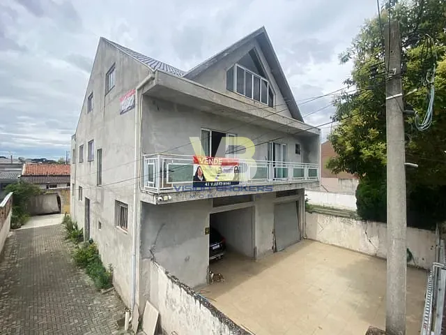 Sobrado com 546m² 4 quartos e 2 banheiros, à venda, no bairro Atuba em Pinhais