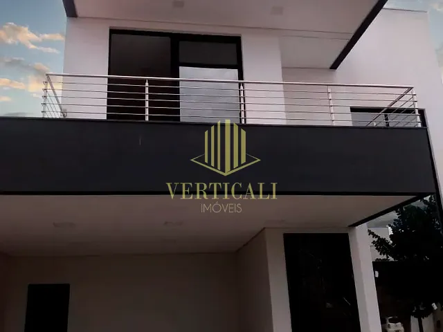 Sobrado com 372m² 3 quartos e 4 banheiros, à venda, no bairro Condomínio Primor das Torres em Cuiabá