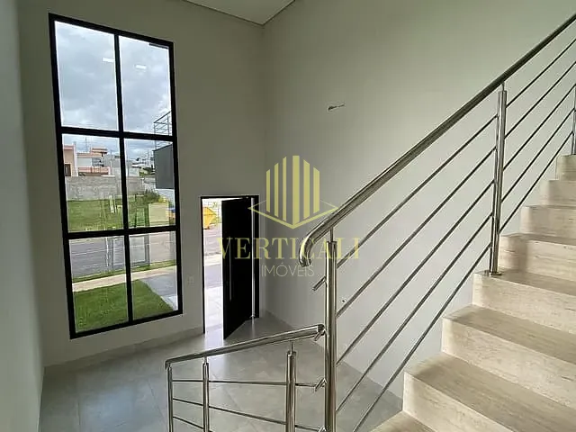 Sobrado com 372m² 3 quartos e 4 banheiros, à venda, no bairro Condomínio Primor das Torres em Cuiabá