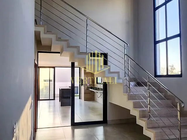 Sobrado com 372m² 3 quartos e 4 banheiros, à venda, no bairro Condomínio Primor das Torres em Cuiabá
