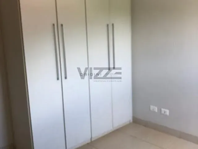 Sobrado com 175m² 3 quartos e 4 banheiros, à venda, no bairro Vila Polonês em Campo Grande