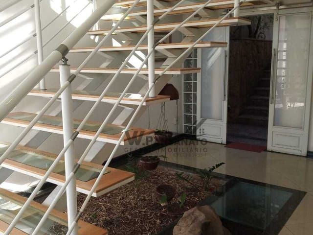 Sobrado com 750m² 5 quartos e 8 banheiros, à venda, no bairro Vila Galvão em Guarulhos