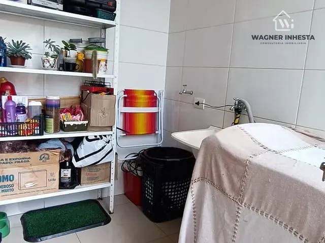 Sobrado com 150m² 5 quartos e 3 banheiros, à venda, no bairro Jardim Paris em Maringá