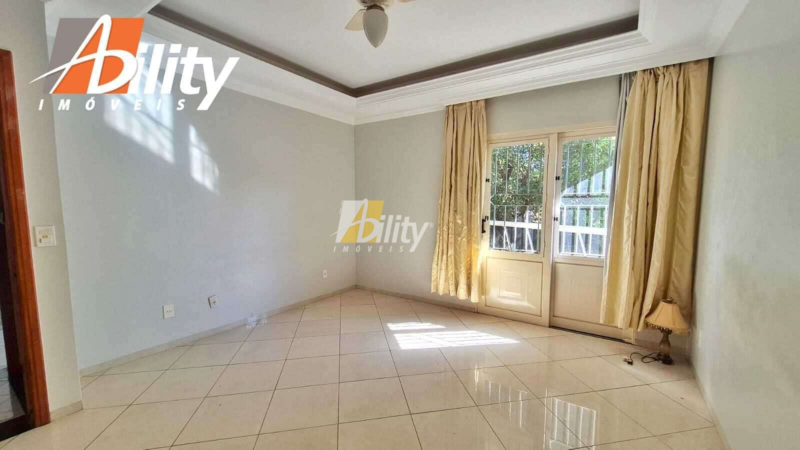 Sobrado à venda com 3 quartos, 300m² - Foto 13