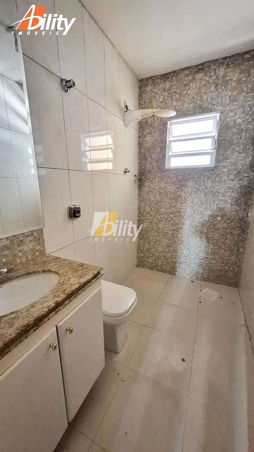 Sobrado à venda com 3 quartos, 300m² - Foto 28
