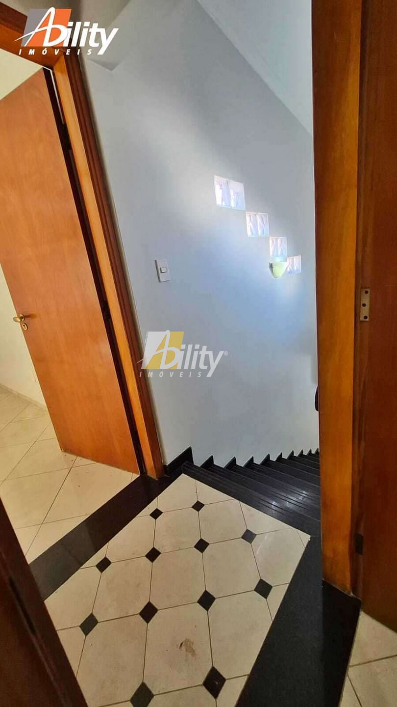 Sobrado à venda com 3 quartos, 300m² - Foto 10