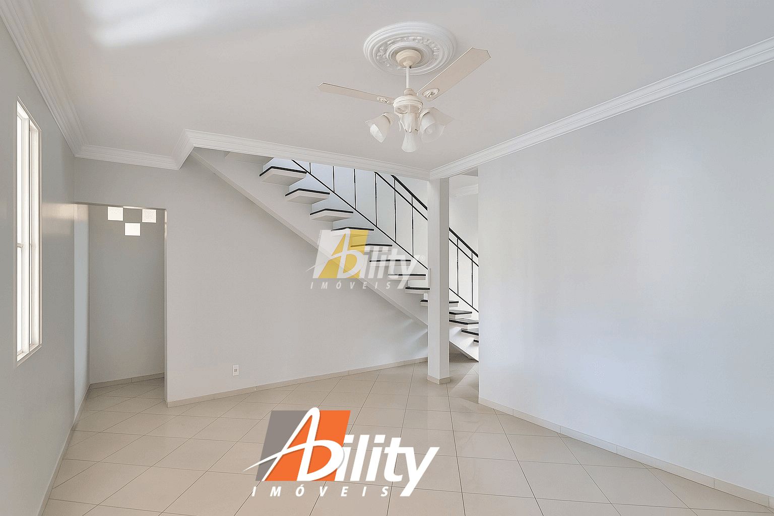 Sobrado à venda com 3 quartos, 300m² - Foto 7