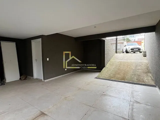 Sobrado com 175m² 3 quartos e 3 banheiros, para alugar, no bairro Vista Alegre em Curitiba