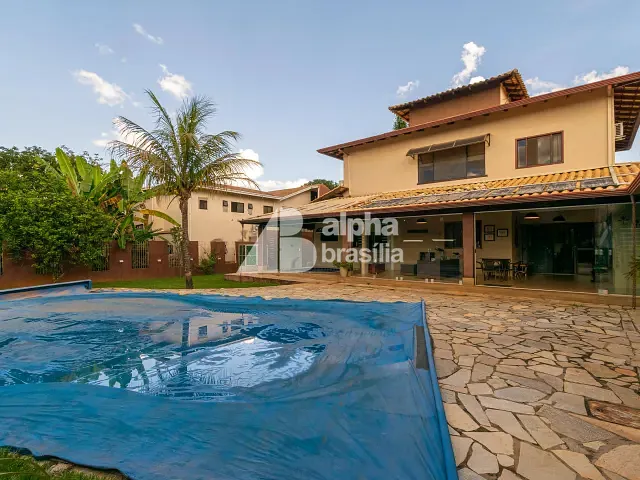 Sobrado com 1002m² 5 quartos e 6 banheiros, à venda, no bairro Grande Colorado (Sobradinho) em Brasília