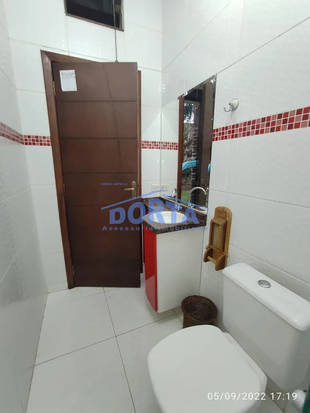Apartamento com area de lazer espectacular (piscina e area gourmet) Mais duas salas comerciais.