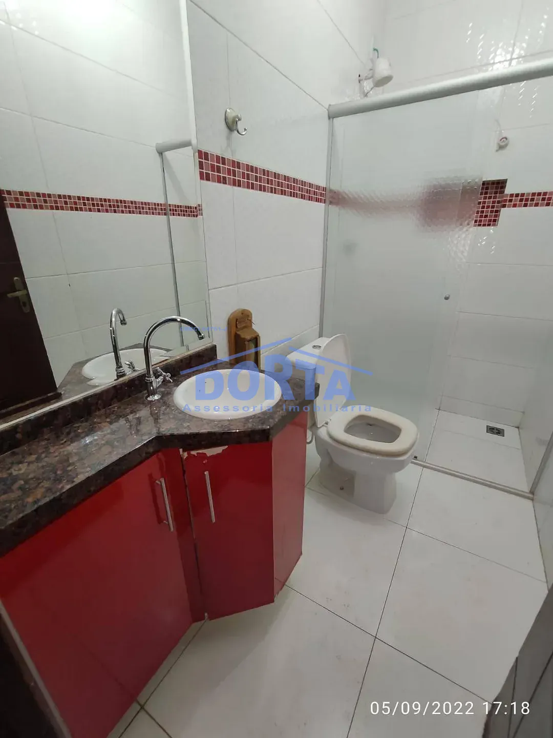 Apartamento com area de lazer espectacular (piscina e area gourmet) Mais duas salas comerciais.
