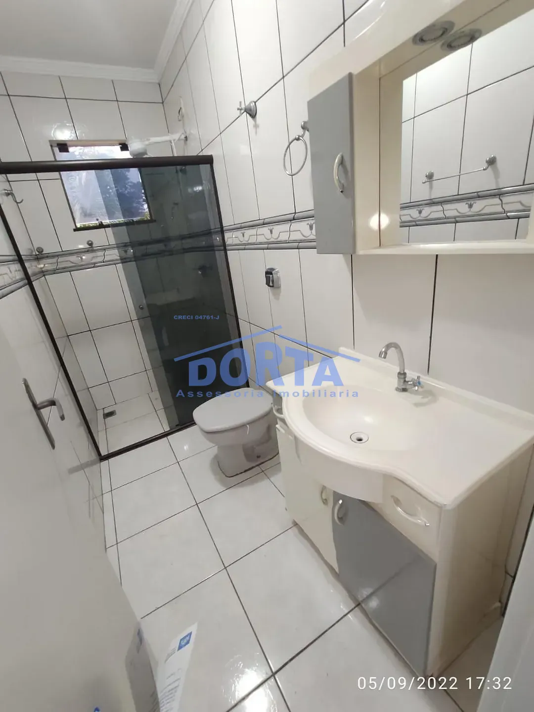 Apartamento com area de lazer espectacular (piscina e area gourmet) Mais duas salas comerciais.
