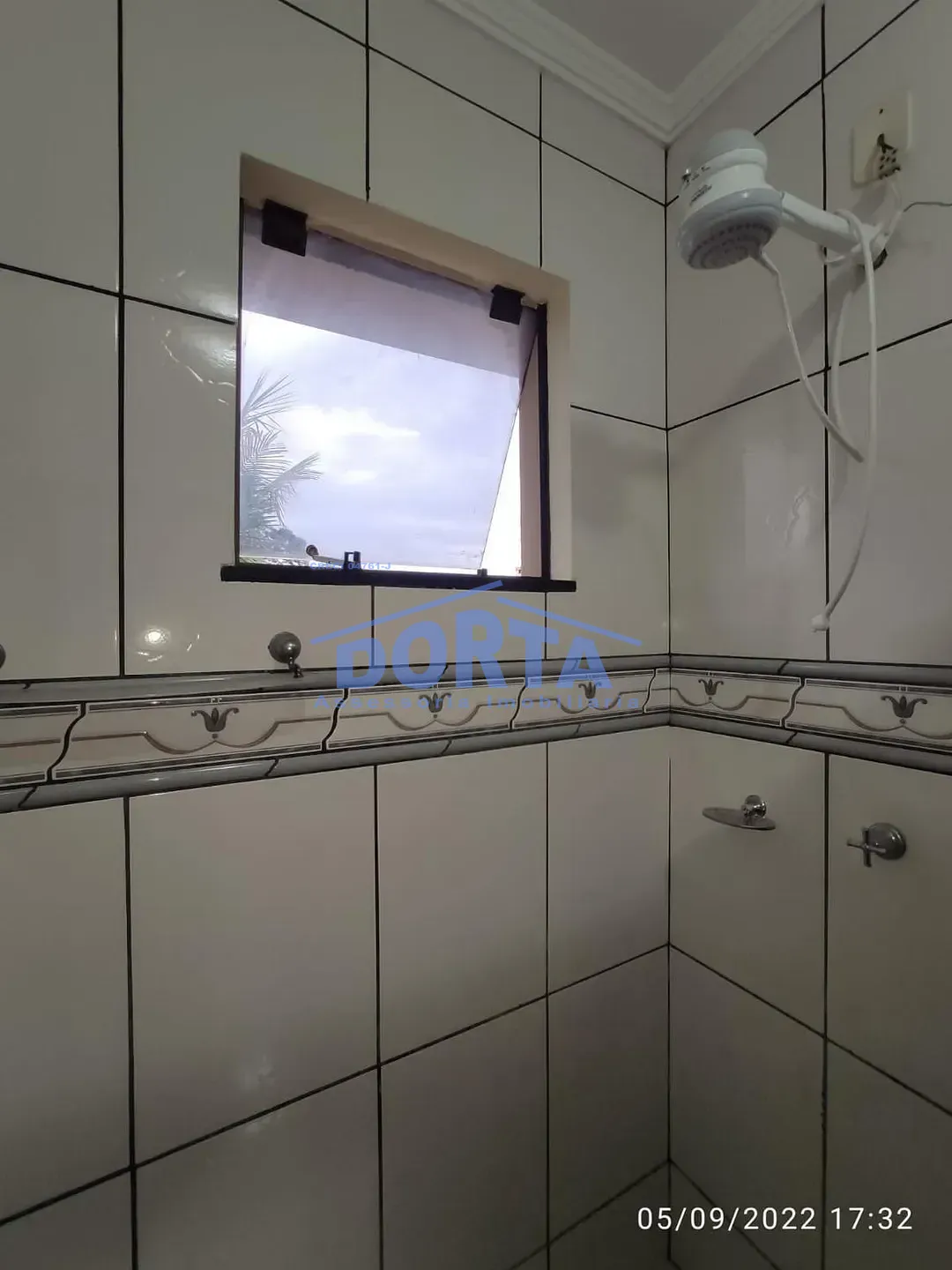 Apartamento com area de lazer espectacular (piscina e area gourmet) Mais duas salas comerciais.