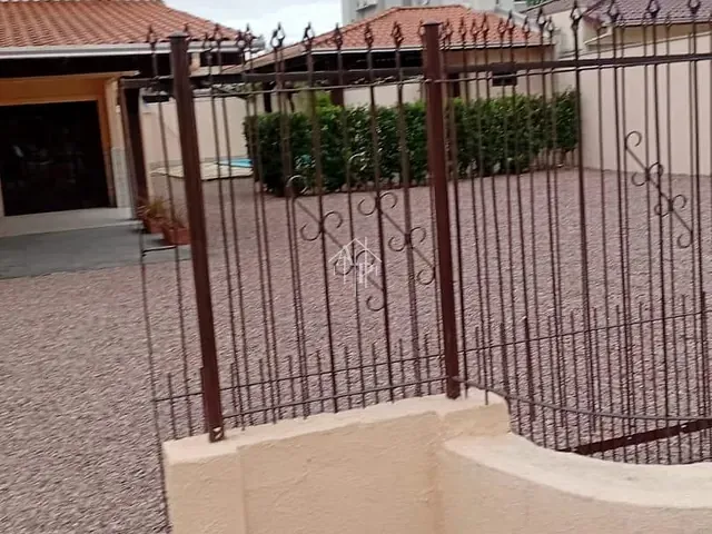 Sobrado 3 quartos e 3 banheiros, para alugar, no bairro Cordeiros em Itajaí