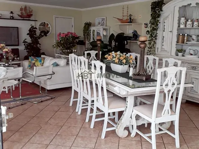 Sobrado 3 quartos e 5 banheiros, à venda, no bairro Jardim Estoril IV em Bauru