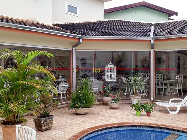 Sobrado 3 quartos e 5 banheiros, à venda, no bairro Jardim Estoril IV em Bauru