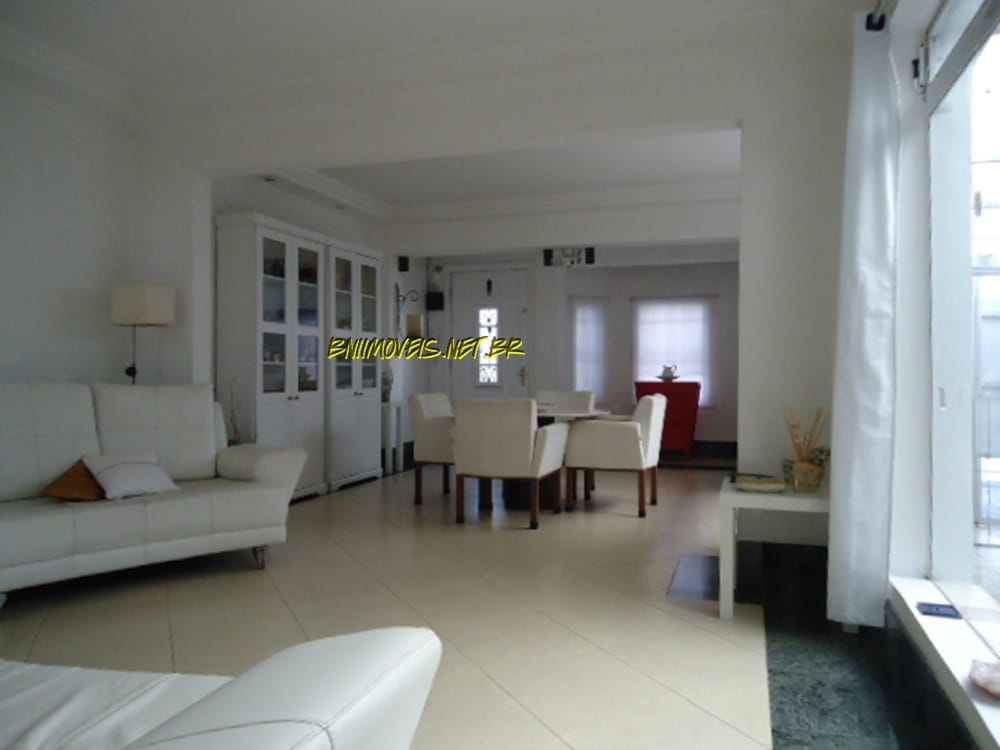 Sobrado, 3 quartos, 200 m² - Foto 1