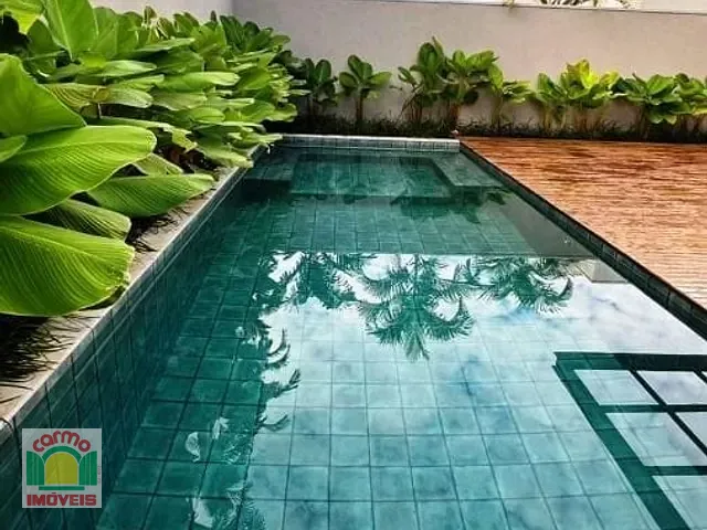 Sobrado com 490m² 4 quartos e 4 banheiros, à venda, no bairro Residencial Anaville em Anápolis