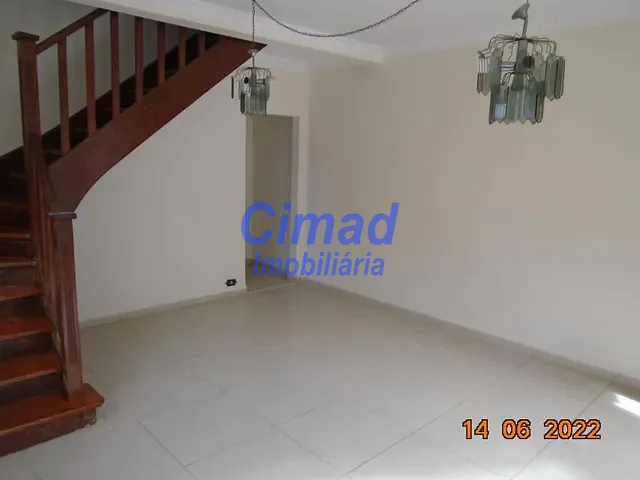Sobrado 2 quartos e 2 banheiros, à venda, no bairro Vila Paiva em São Paulo