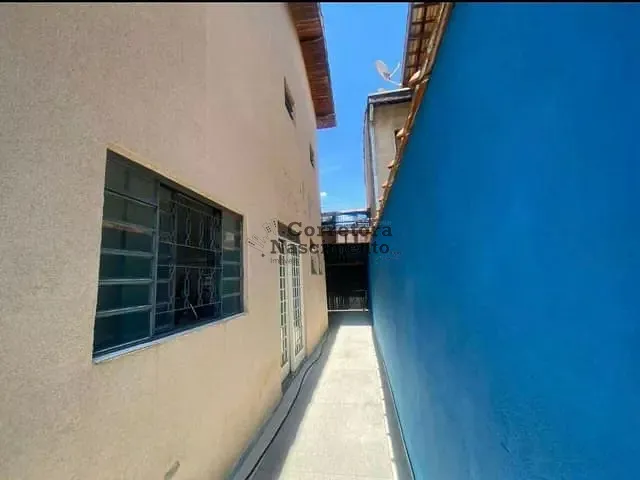 Sobrado 2 quartos e 2 banheiros, à venda, no bairro Parque dos Príncipes em Jacareí