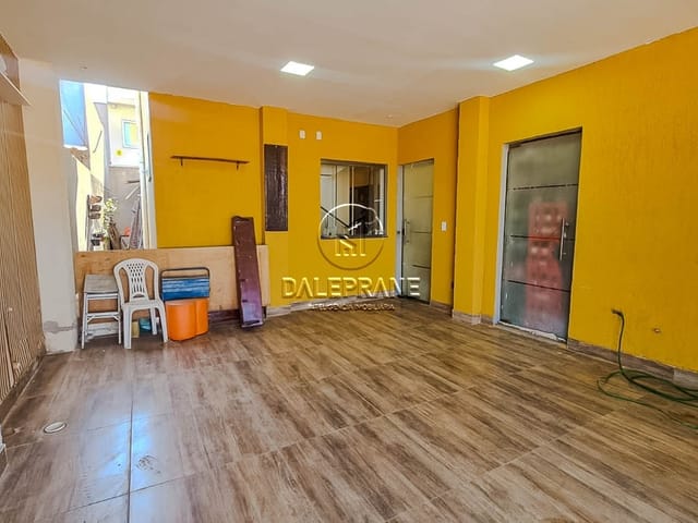 Sobrado com 178m² 3 quartos e 4 banheiros, à venda, no bairro Guará II em Brasília
