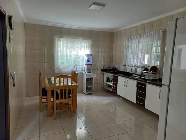 Casa com 200m² 4 quartos e 3 banheiros, à venda, no bairro Novo Osasco em Osasco