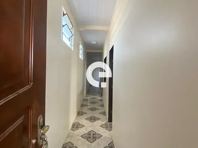 Sobrado 4 quartos e 2 banheiros, à venda, no bairro Mapiri em Santarém